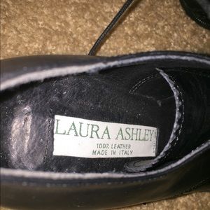Dress shoe